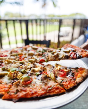 MANOLI’S PIZZA COMPANY ($$)