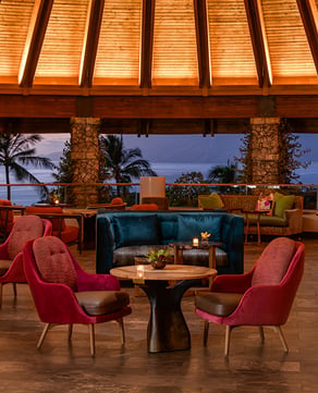 THE BIRDCAGE BAR ($$)