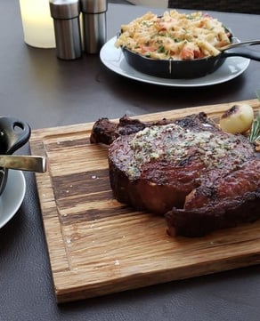 DUO STEAK AND SEAFOOD ($$$)