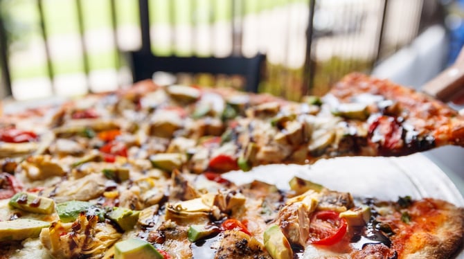 MANOLI’S PIZZA COMPANY ( $$ )