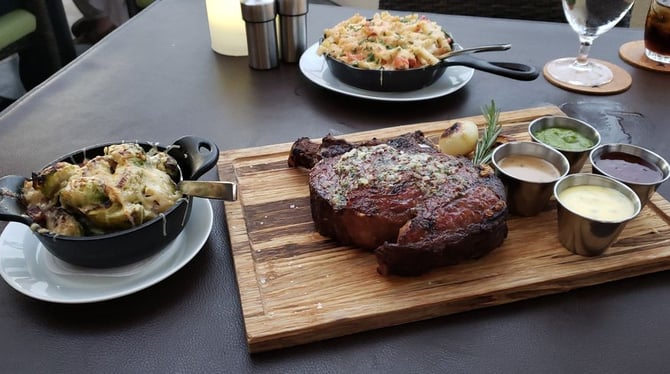 DUO STEAK AND SEAFOOD ( $$$ )